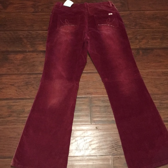 Boutique Burgundy Corduroy Flare Jeans - Picture 9 of 11